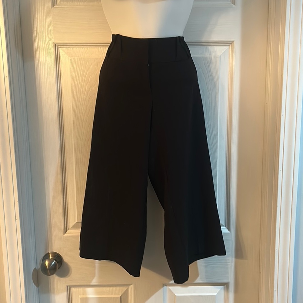 Charlotte Russe Straight Leg Crops